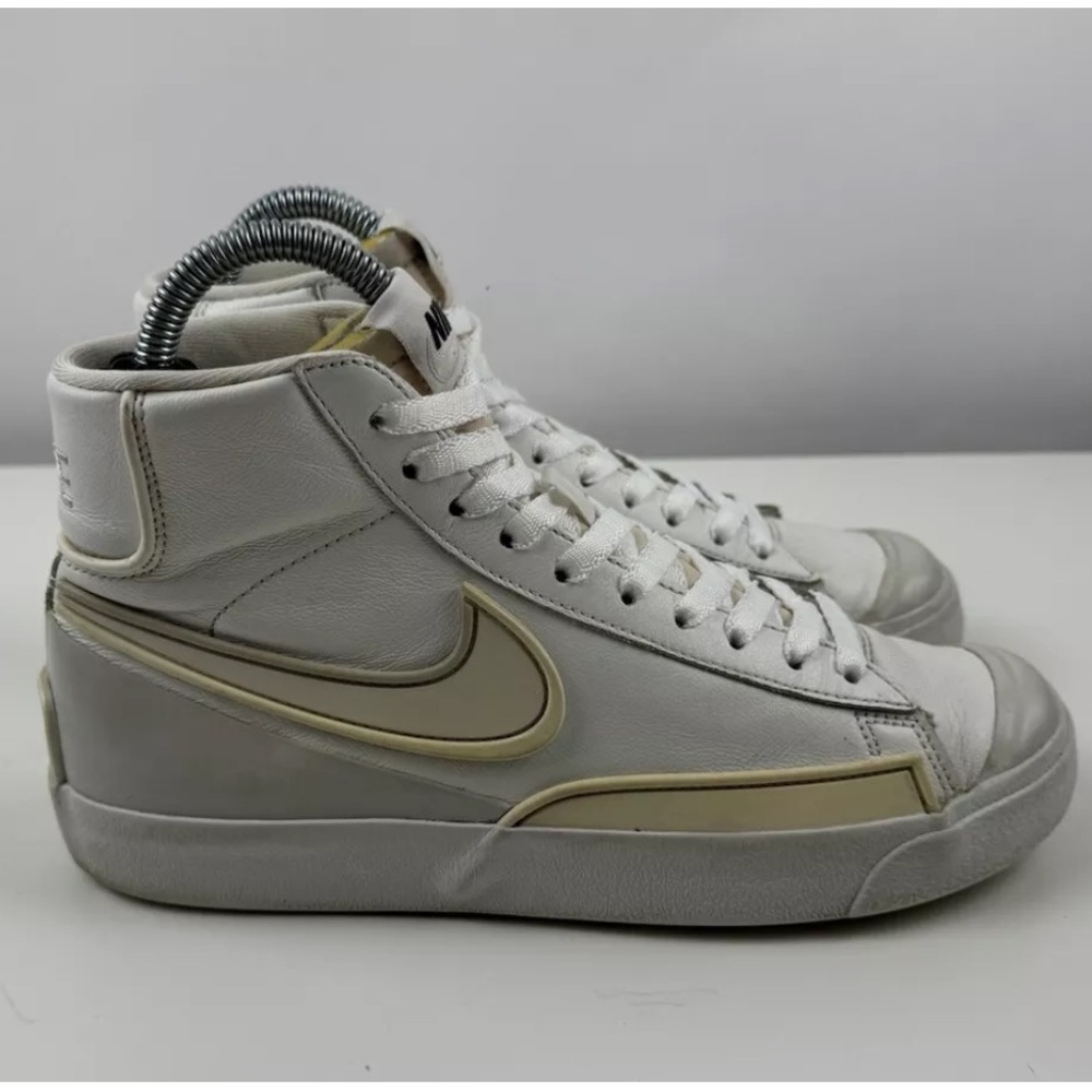 Nike Women’s Blazer Mid 77‎ Infinite Summit White Sail Size 7.5